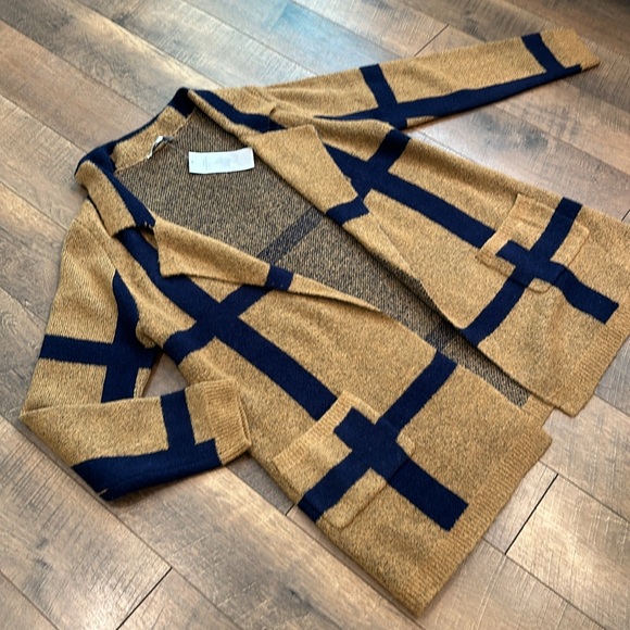 Camel and Navy Open Cardigan NWT! - Picture 2 of 5